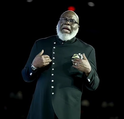 Pastor T.D. Jakes has publicly denied allegations of s€xual assault involving a gay individual.