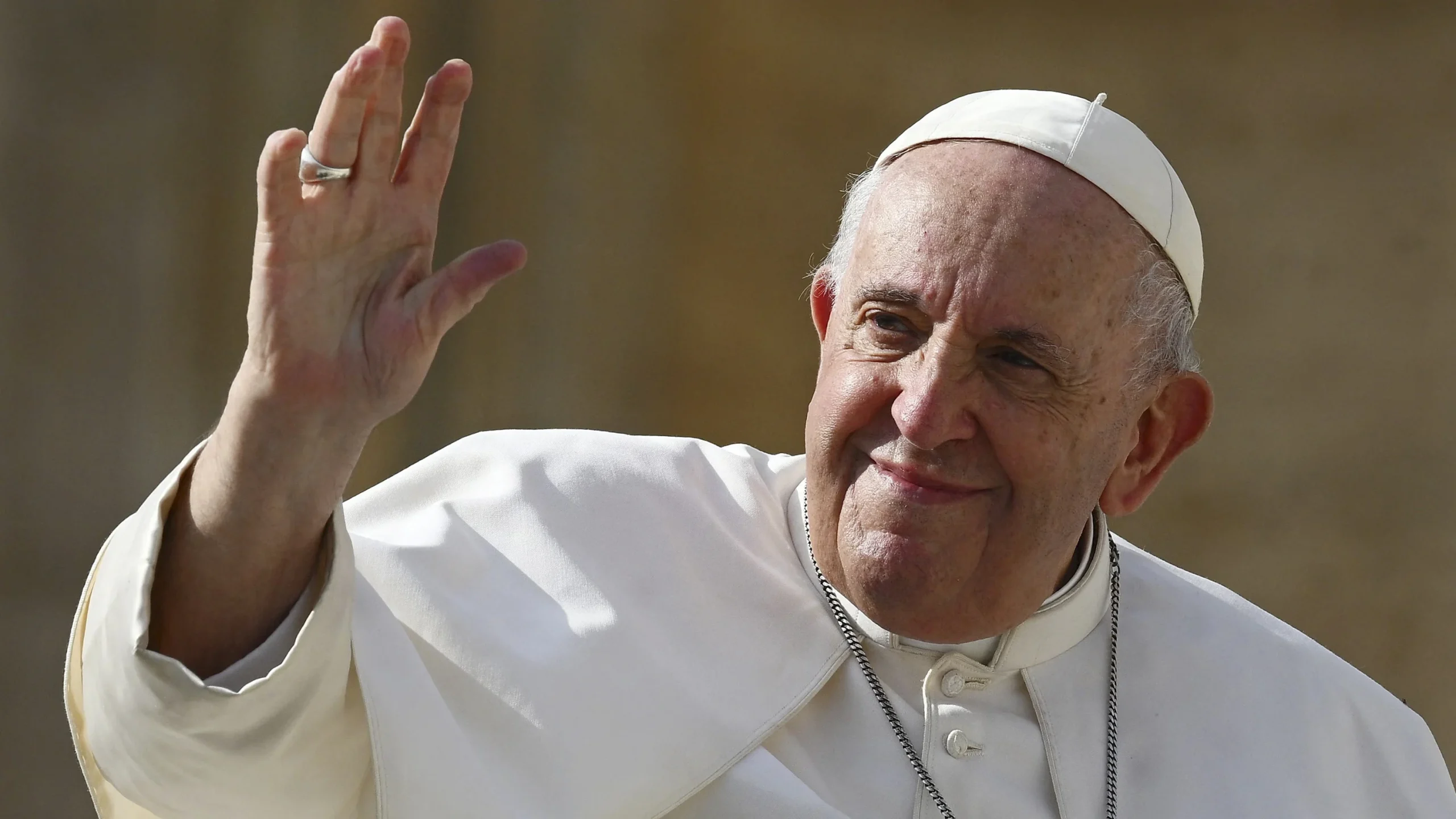 The Vatican has announced that Pope Francis is still in critical condition, showing signs of “mild” kidney failure.